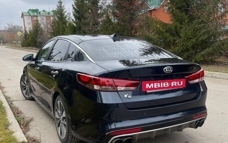 KIA K5 II, 2017 год, 2 100 000 рублей, 5 фотография