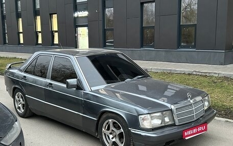 Mercedes-Benz 190 (W201), 1992 год, 215 000 рублей, 2 фотография