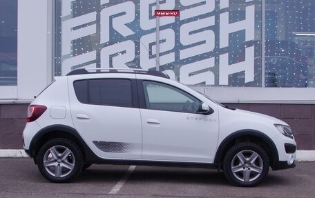 Renault Sandero II рестайлинг, 2017 год, 1 299 000 рублей, 5 фотография