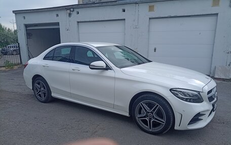 Mercedes-Benz C-Класс, 2018 год, 3 100 000 рублей, 5 фотография