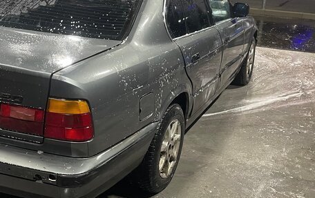 BMW 5 серия, 1988 год, 274 999 рублей, 6 фотография