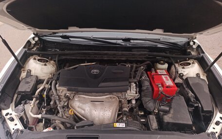 Toyota Camry, 2018 год, 2 100 000 рублей, 18 фотография