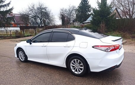 Toyota Camry, 2018 год, 2 100 000 рублей, 7 фотография