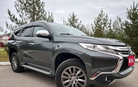 Mitsubishi Pajero Sport III рестайлинг, 2018 год, 2 420 000 рублей, 2 фотография