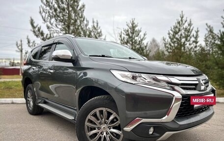 Mitsubishi Pajero Sport III рестайлинг, 2018 год, 2 420 000 рублей, 11 фотография