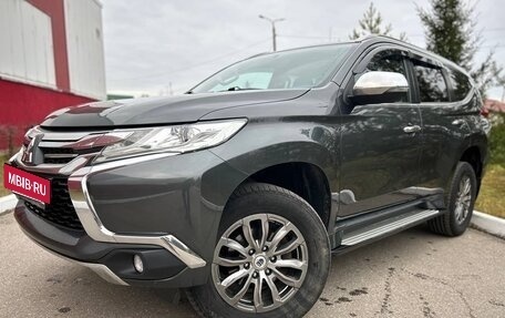 Mitsubishi Pajero Sport III рестайлинг, 2018 год, 2 420 000 рублей, 5 фотография