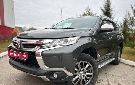 Mitsubishi Pajero Sport III рестайлинг, 2018 год, 2 420 000 рублей, 4 фотография