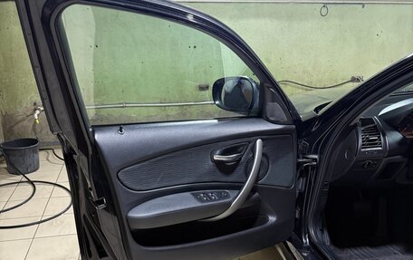 BMW 1 серия, 2010 год, 1 050 000 рублей, 4 фотография