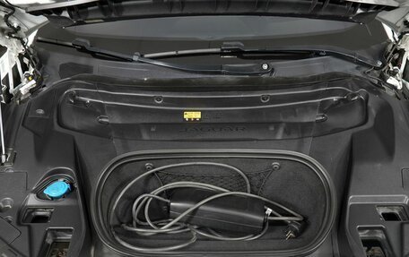 Jaguar I-Pace I, 2020 год, 4 500 000 рублей, 34 фотография