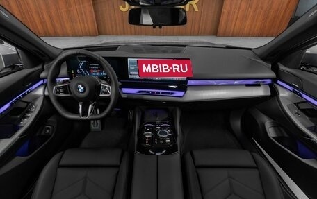 BMW 5 серия, 2024 год, 9 700 000 рублей, 15 фотография