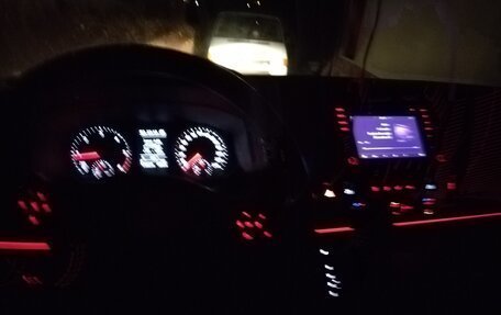 Volkswagen Multivan T6 рестайлинг, 2018 год, 5 500 000 рублей, 4 фотография