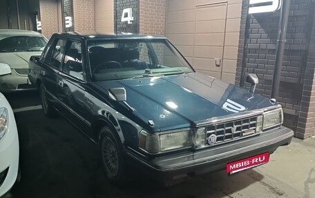 Toyota Crown, 1987 год, 850 000 рублей, 3 фотография