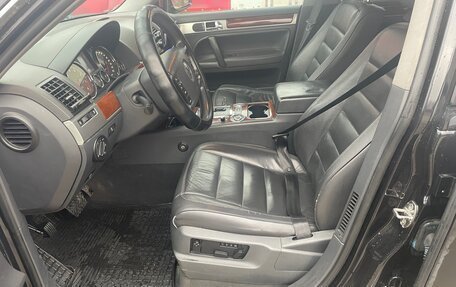 Volkswagen Touareg III, 2006 год, 1 500 000 рублей, 10 фотография