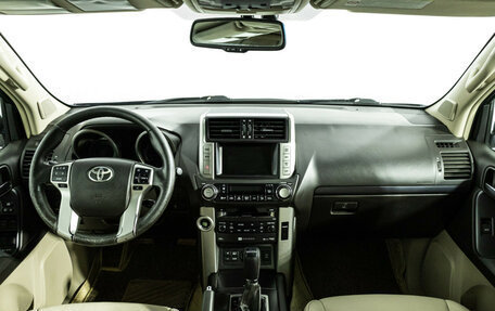 Toyota Land Cruiser Prado 150 рестайлинг 2, 2009 год, 2 199 777 рублей, 13 фотография