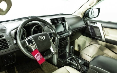 Toyota Land Cruiser Prado 150 рестайлинг 2, 2009 год, 2 199 777 рублей, 11 фотография