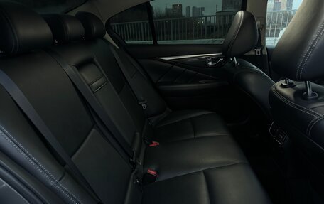 Infiniti Q50 I рестайлинг, 2016 год, 1 950 000 рублей, 17 фотография