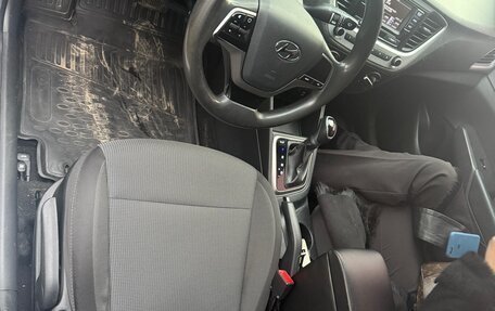 Hyundai Solaris II рестайлинг, 2019 год, 1 100 000 рублей, 7 фотография