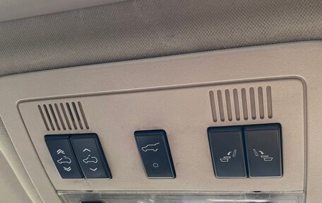 Cadillac Escalade III, 2007 год, 1 300 000 рублей, 6 фотография