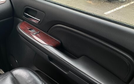 Cadillac Escalade III, 2007 год, 1 300 000 рублей, 14 фотография