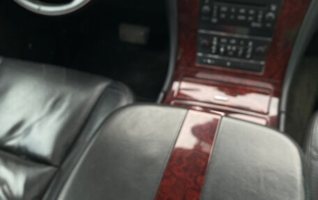 Cadillac Escalade III, 2007 год, 1 300 000 рублей, 17 фотография