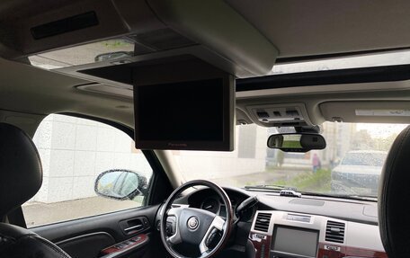 Cadillac Escalade III, 2007 год, 1 300 000 рублей, 18 фотография