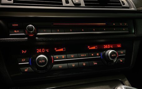 BMW 5 серия, 2011 год, 1 750 000 рублей, 13 фотография