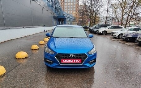 Hyundai Solaris II рестайлинг, 2019 год, 920 000 рублей, 1 фотография