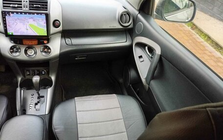 Toyota RAV4, 2006 год, 1 125 000 рублей, 11 фотография