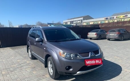 Mitsubishi Outlander III рестайлинг 3, 2008 год, 2 фотография