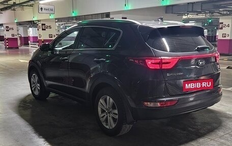 KIA Sportage IV рестайлинг, 2018 год, 2 500 000 рублей, 5 фотография