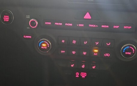 KIA Sportage IV рестайлинг, 2018 год, 2 500 000 рублей, 15 фотография