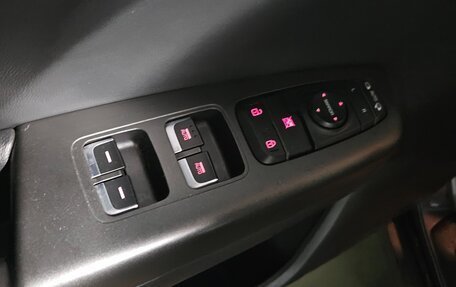 KIA Sportage IV рестайлинг, 2018 год, 2 500 000 рублей, 16 фотография