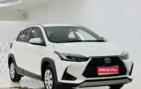 Toyota Yaris XP150 рестайлинг, 2022 год, 1 177 155 рублей, 1 фотография