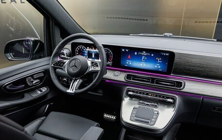 Mercedes-Benz V-Класс, 2025 год, 14 840 000 рублей, 24 фотография