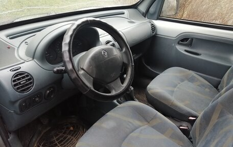 Renault Kangoo II рестайлинг, 2000 год, 185 000 рублей, 4 фотография