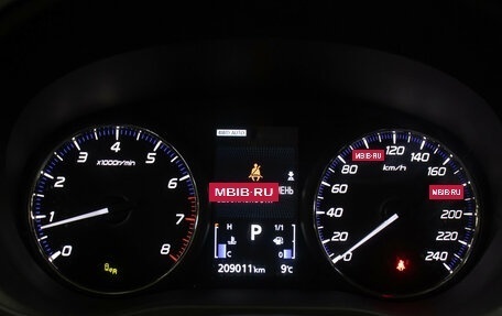 Mitsubishi Outlander III рестайлинг 3, 2017 год, 1 998 000 рублей, 13 фотография