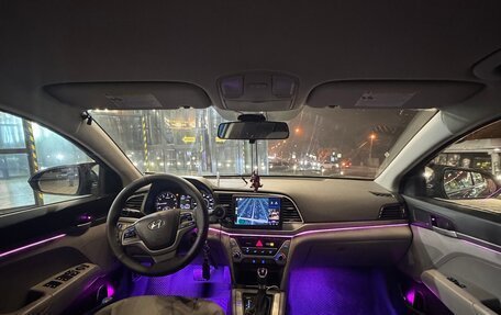 Hyundai Elantra VI рестайлинг, 2016 год, 1 600 000 рублей, 4 фотография