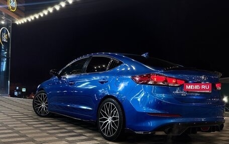 Hyundai Elantra VI рестайлинг, 2016 год, 1 600 000 рублей, 2 фотография