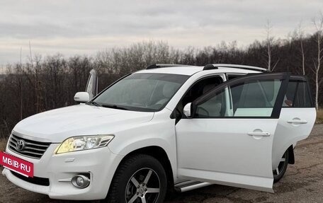 Toyota RAV4, 2011 год, 1 330 000 рублей, 2 фотография