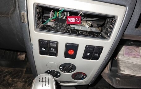 Renault Logan I, 2006 год, 75 000 рублей, 7 фотография