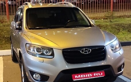 Hyundai Santa Fe III рестайлинг, 2010 год, 1 500 000 рублей, 1 фотография