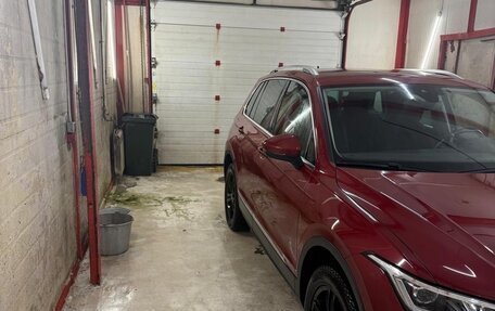 Volkswagen Tiguan II, 2021 год, 3 450 000 рублей, 7 фотография