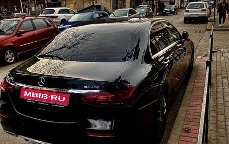 Mercedes-Benz E-Класс, 2021 год, 2 950 рублей, 2 фотография