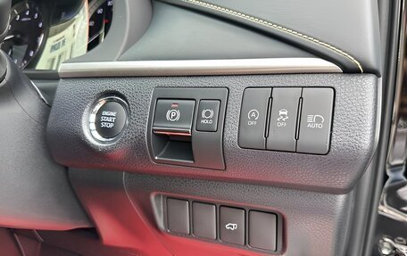 Toyota Harrier, 2019 год, 2 680 000 рублей, 13 фотография