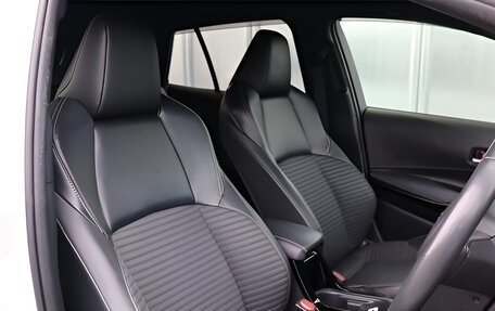 Toyota Corolla, 2021 год, 1 780 000 рублей, 15 фотография