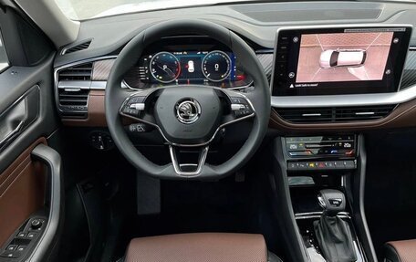 Skoda Kodiaq I, 2022 год, 4 350 000 рублей, 10 фотография