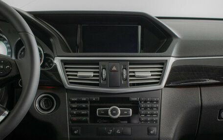 Mercedes-Benz E-Класс, 2011 год, 1 400 000 рублей, 12 фотография