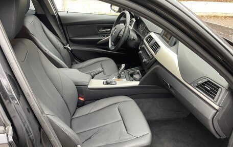 BMW 3 серия, 2015 год, 2 500 000 рублей, 5 фотография