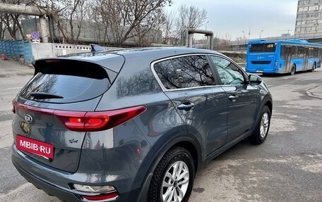 KIA Sportage IV рестайлинг, 2021 год, 2 200 000 рублей, 6 фотография