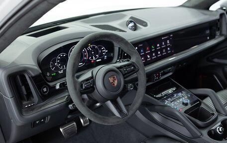 Porsche Cayenne III, 2025 год, 25 490 000 рублей, 10 фотография